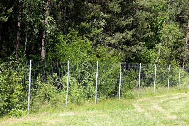 Odległość domu od granicy działki, wymogi prawne i możliwe odstępstwa